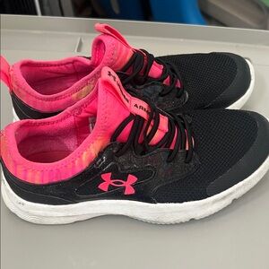 Under Armour Girl’s Black and Neon Pink Athletic Shoes